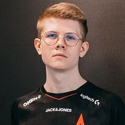 Лукас Bubzkji Андерсен