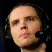 Хенрик AdmiralBulldog Анберг