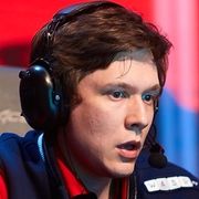 Максим Shachlo Абрамовских