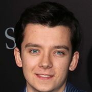 Эйса Баттерфилд