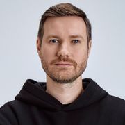 Михаил Артемьев