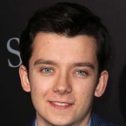 Эйса Баттерфилд