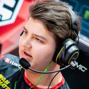 Евгений FL1T Лебедев