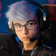 Рассел Twistzz Ван Далкен