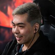 Эрик Ryoya Донг