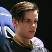 Фредрик REZ Стернер