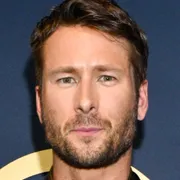 Глен Пауэлл