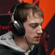 Алехандре bodyy Пианаро